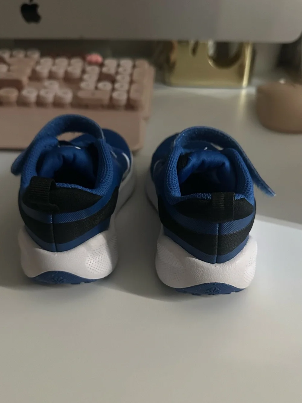 Nike Blue Toddler Athletic Sneakers – Size 8C